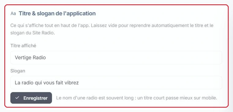 Le titre et le slogan affichés en haut de l app
