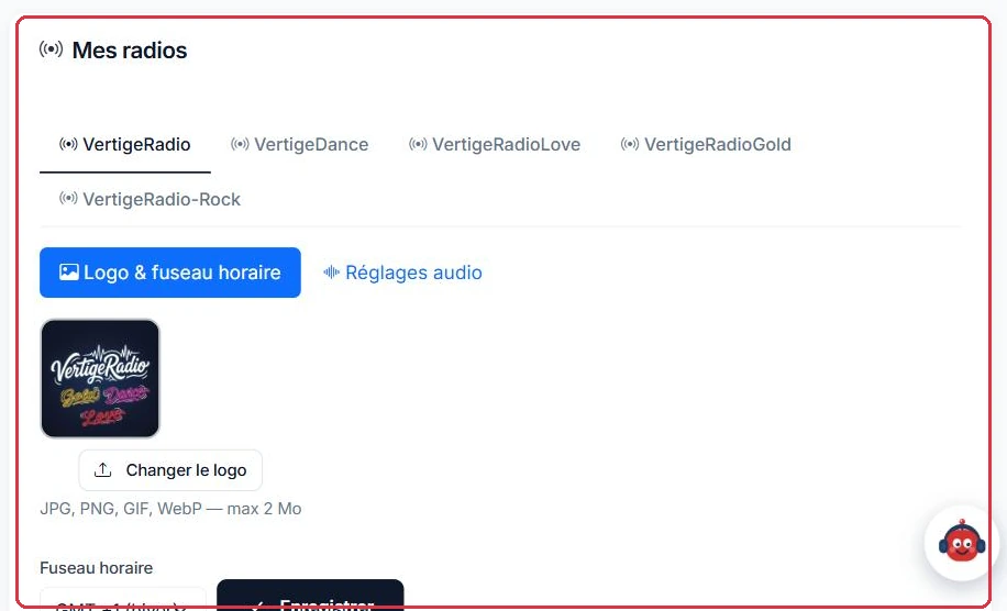 Le sélecteur de radio, puis le logo et le fuseau horaire